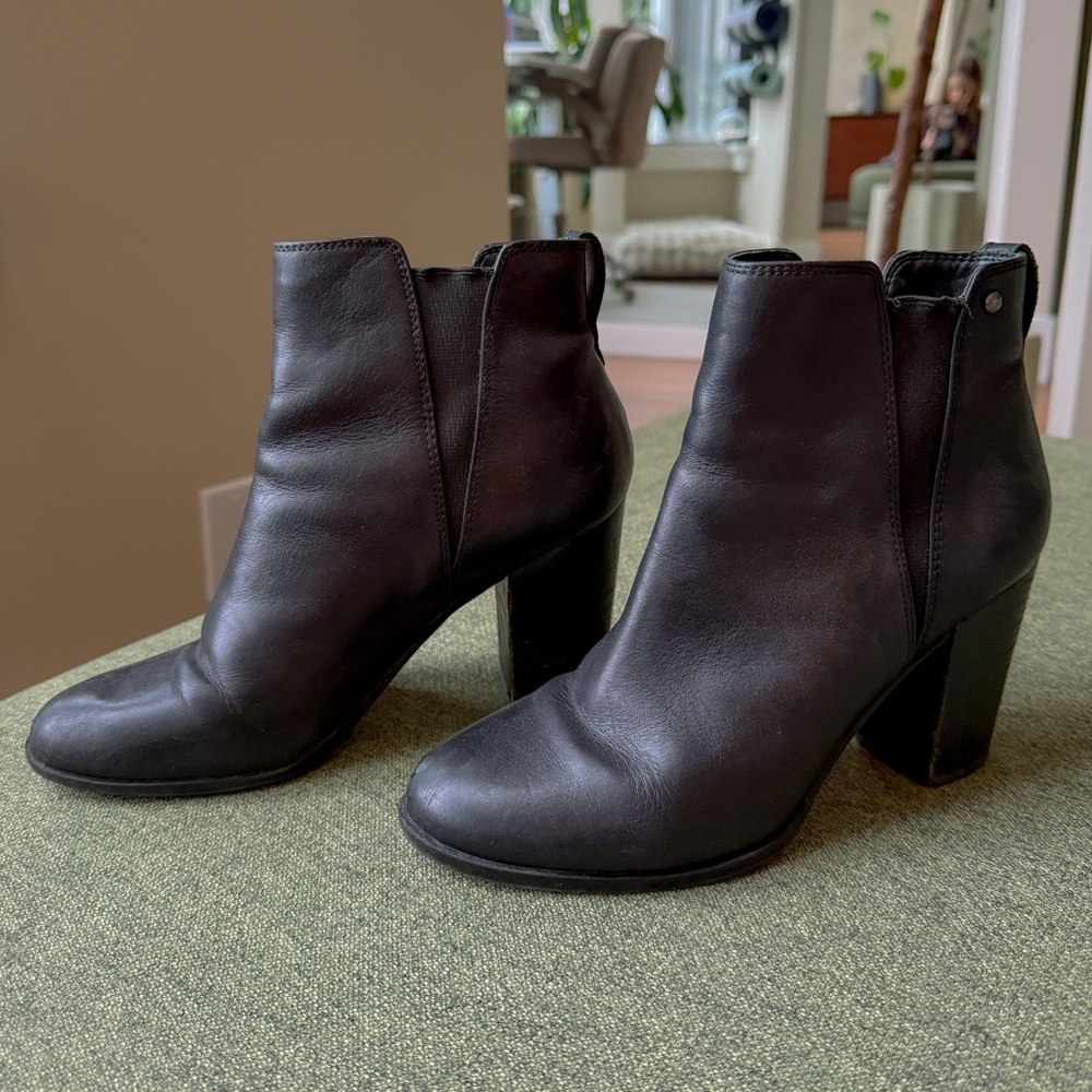 Heeled ankle boots